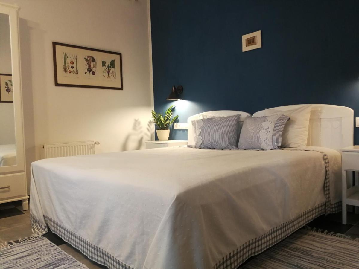 Kosbor Panzio Bed & Breakfast Magyarszombatfa Exterior foto